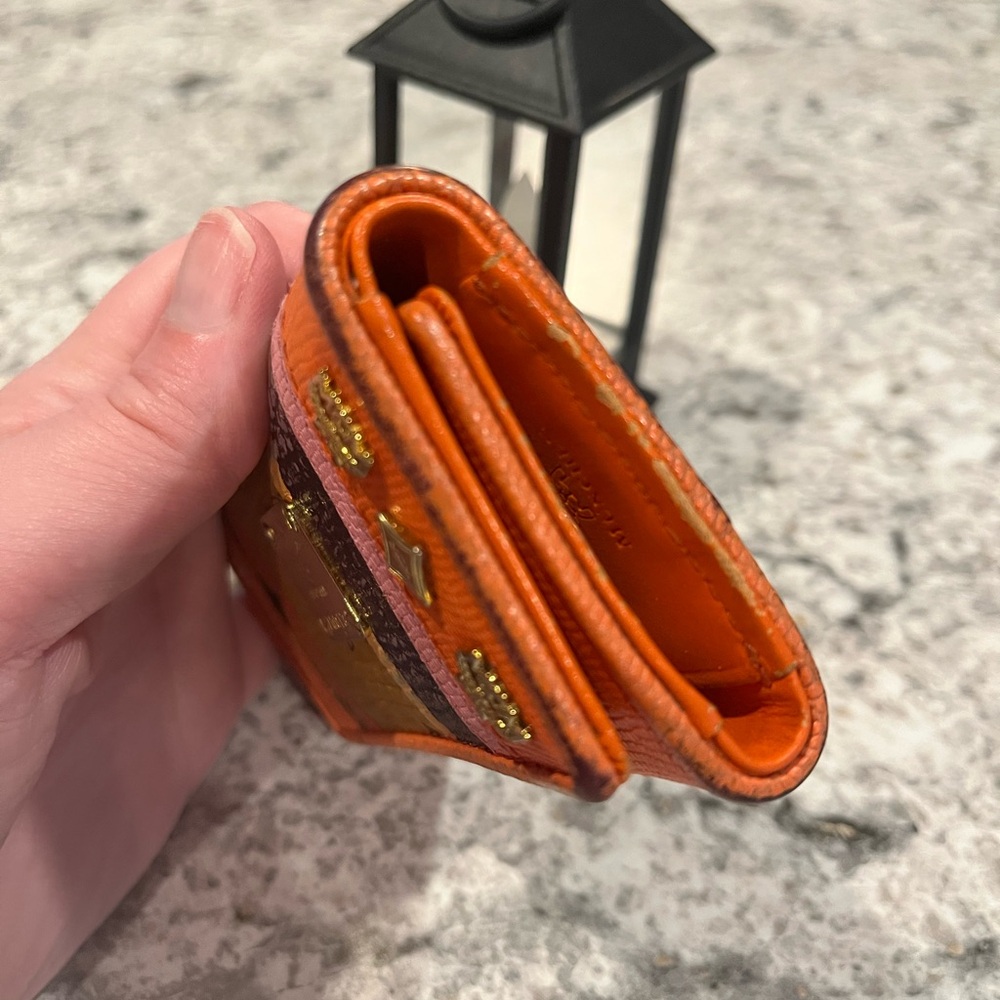 MCM Visetos Trifold Key holder Wallet - Picture 15 of 15